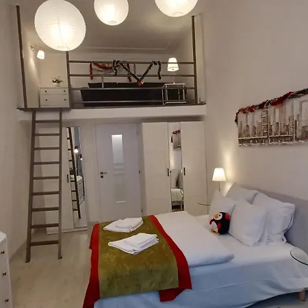 Palace Apartment