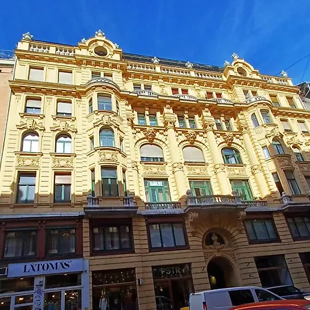 Palace * Budapest